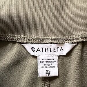 Athleta High Rise Venice Cargo Joggers